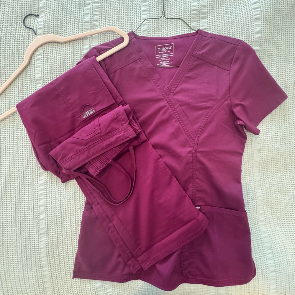 Cherokee women’s scrubs
